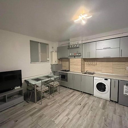 Modern & Elegant Apartament Craiova Exterior photo